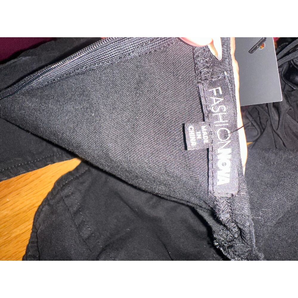 Fashion nova- Denim sweetie jump suit - Picture 8 of 8